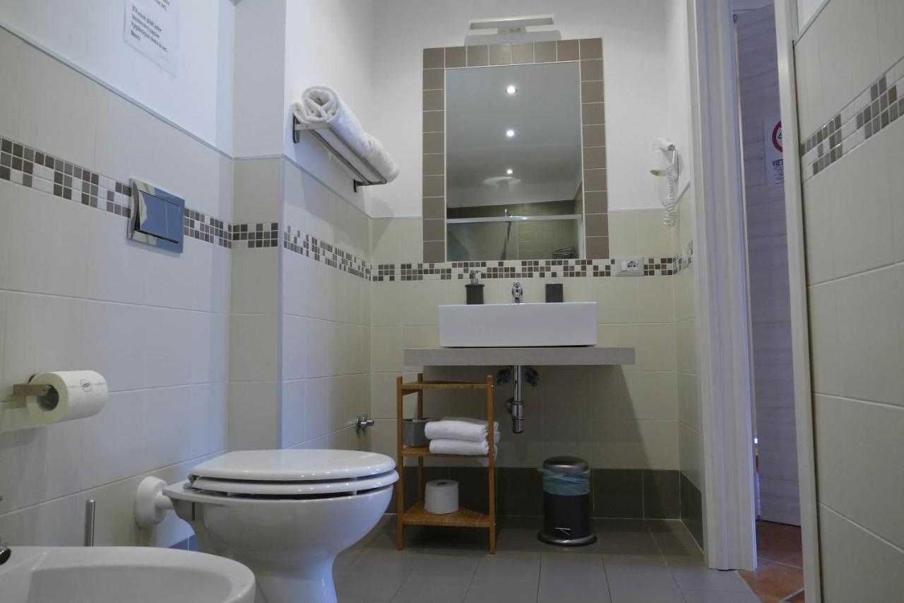 Gialel Pisa Hotel Bagian luar foto