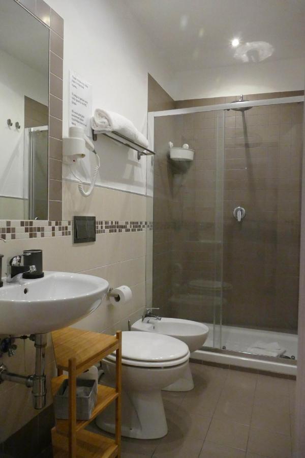 Gialel Pisa Hotel Bagian luar foto